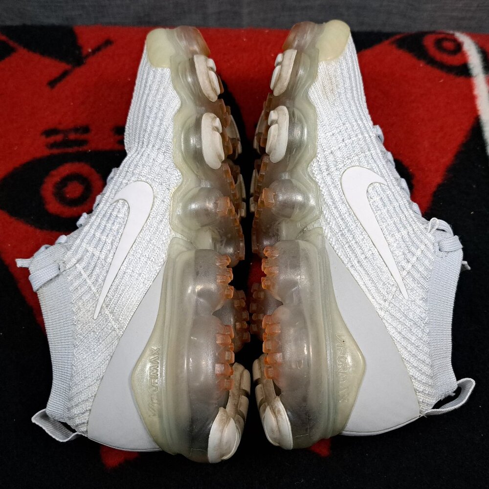 %Size 6.5 Nike Air Vapormax Flyknit 3 “Pure Platinum” (AJ6910-100) Women / A 24 - Picture 11 of 13